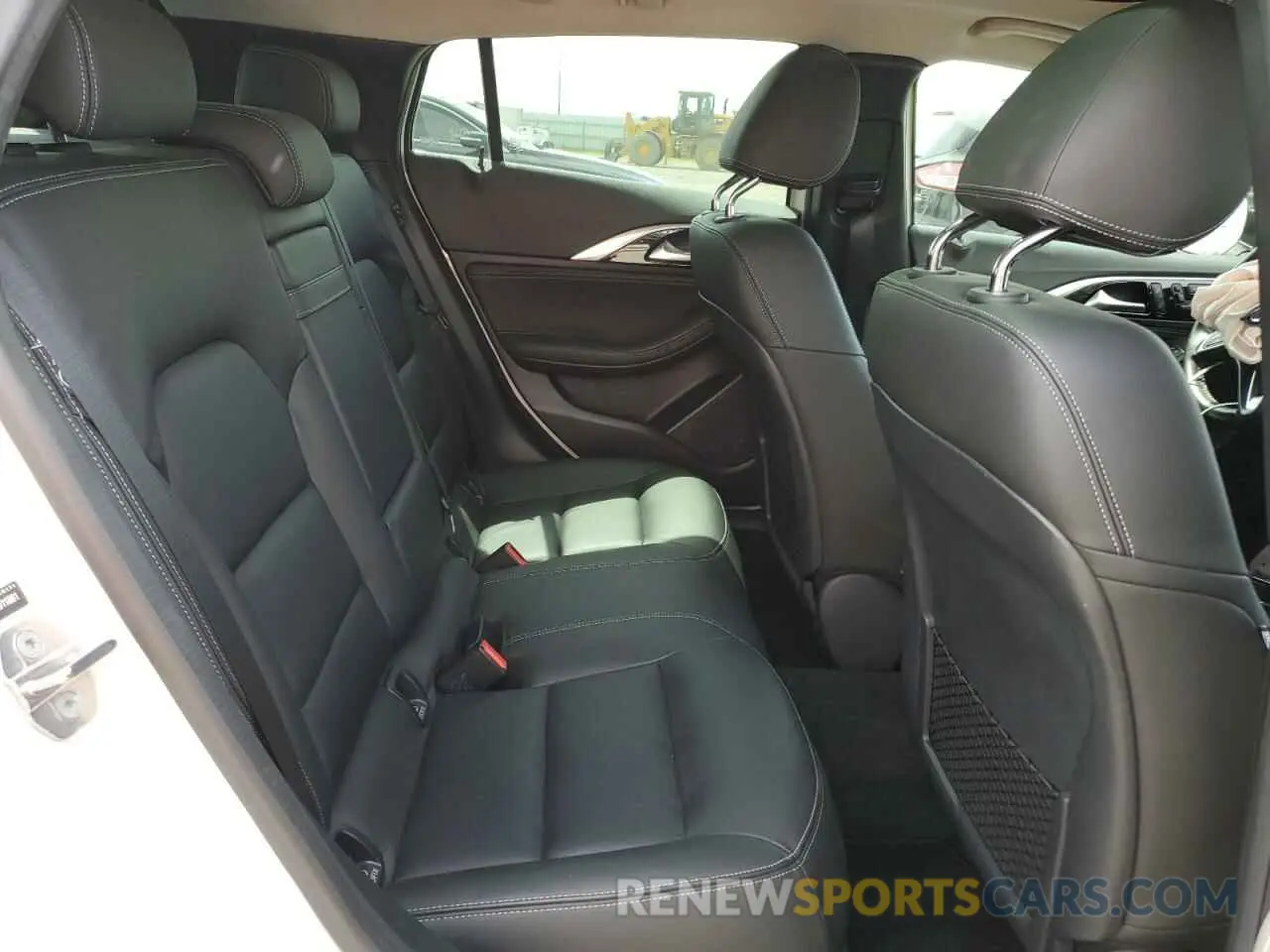 11 Photograph of a damaged car SJKCH5CR7KA011861 INFINITI QX30 2019