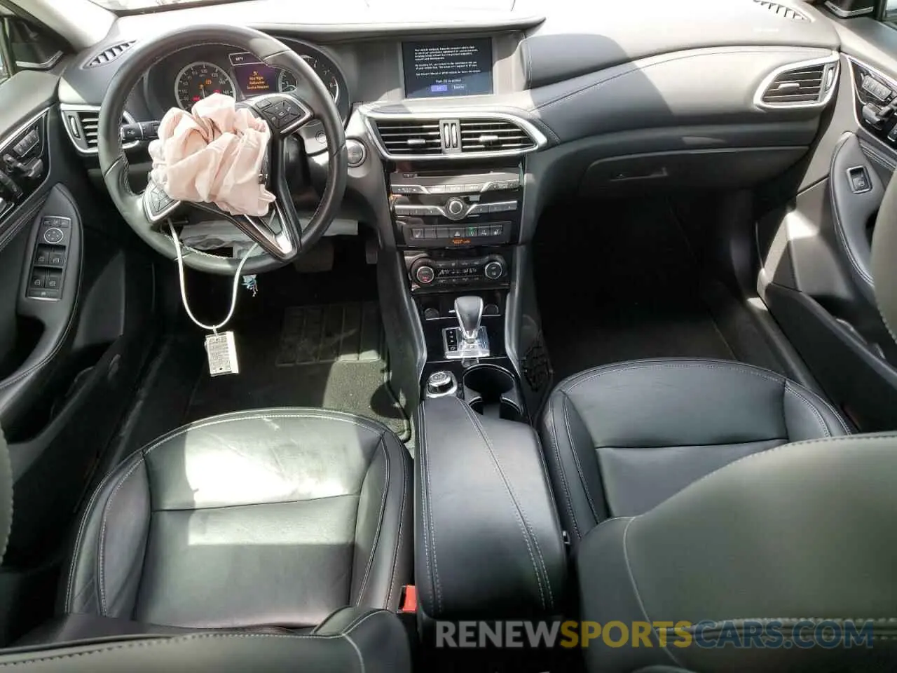8 Photograph of a damaged car SJKCH5CR7KA011861 INFINITI QX30 2019