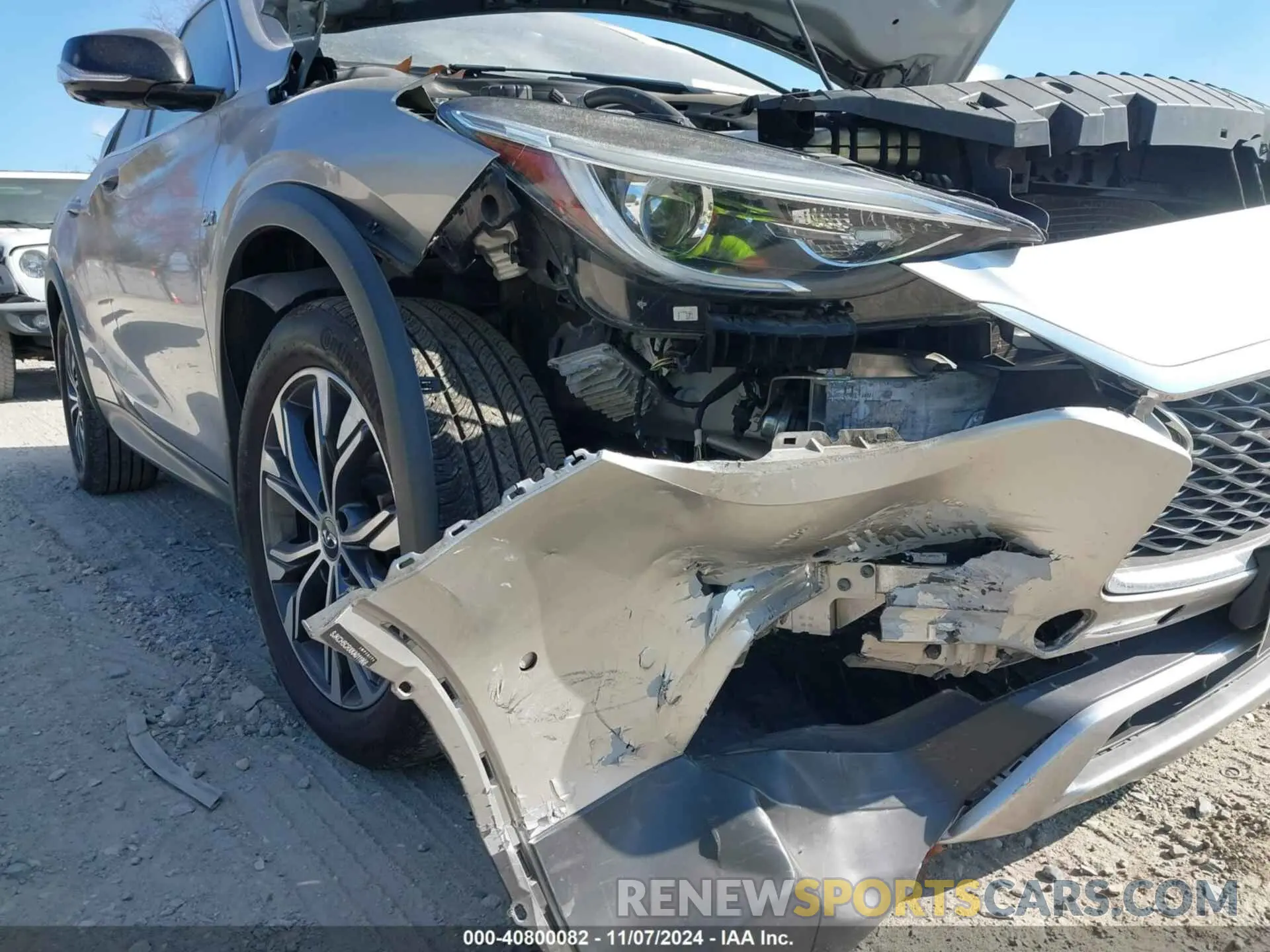 6 Photograph of a damaged car SJKCH5CRXKA011966 INFINITI QX30 2019