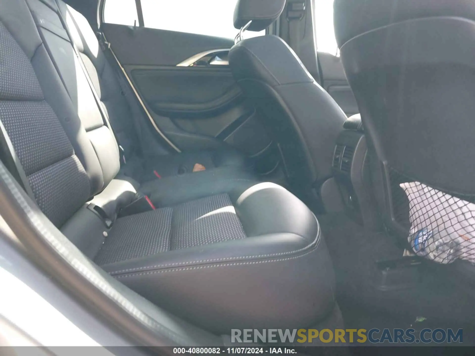 8 Photograph of a damaged car SJKCH5CRXKA011966 INFINITI QX30 2019