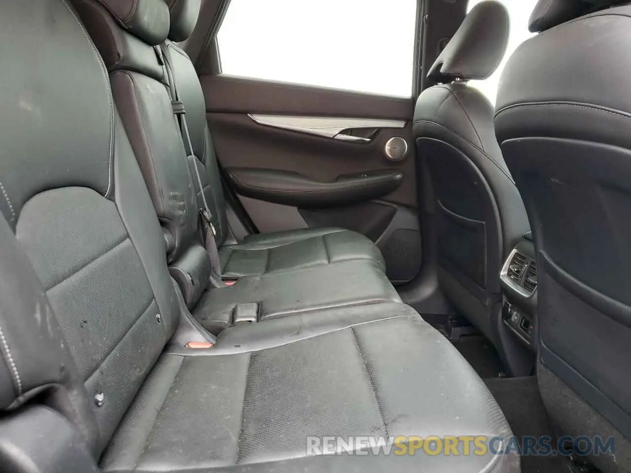 11 Фотография поврежденного автомобиля 3PCAJ5M11KF115180 INFINITI QX50 2019
