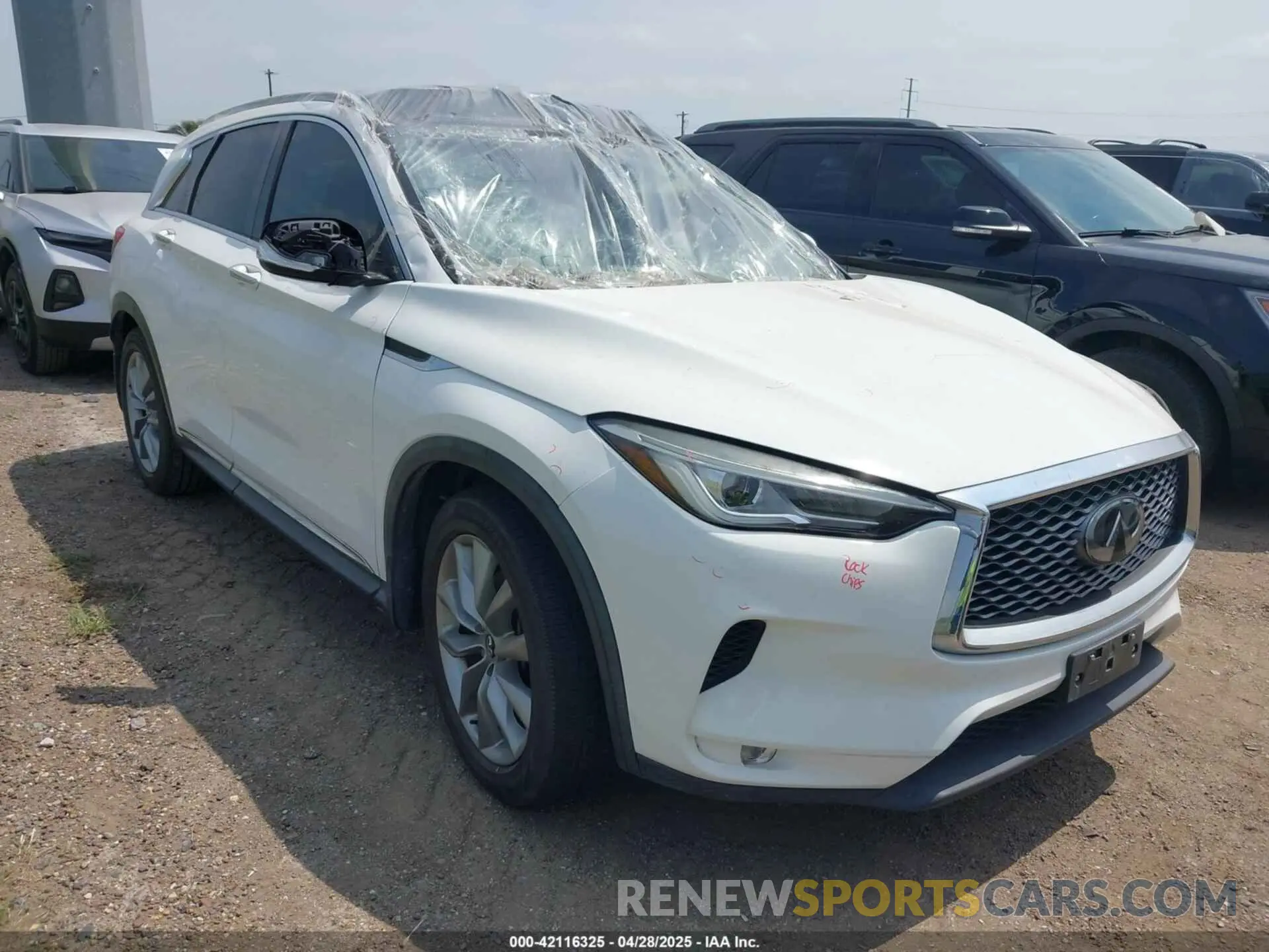 1 Фотография поврежденного автомобиля 3PCAJ5M11KF145988 INFINITI QX50 2019