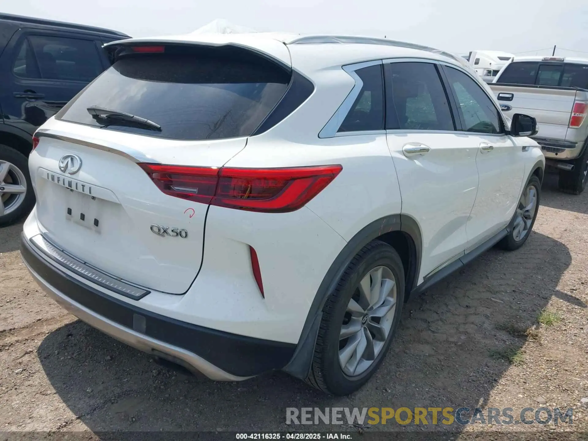 4 Фотография поврежденного автомобиля 3PCAJ5M11KF145988 INFINITI QX50 2019