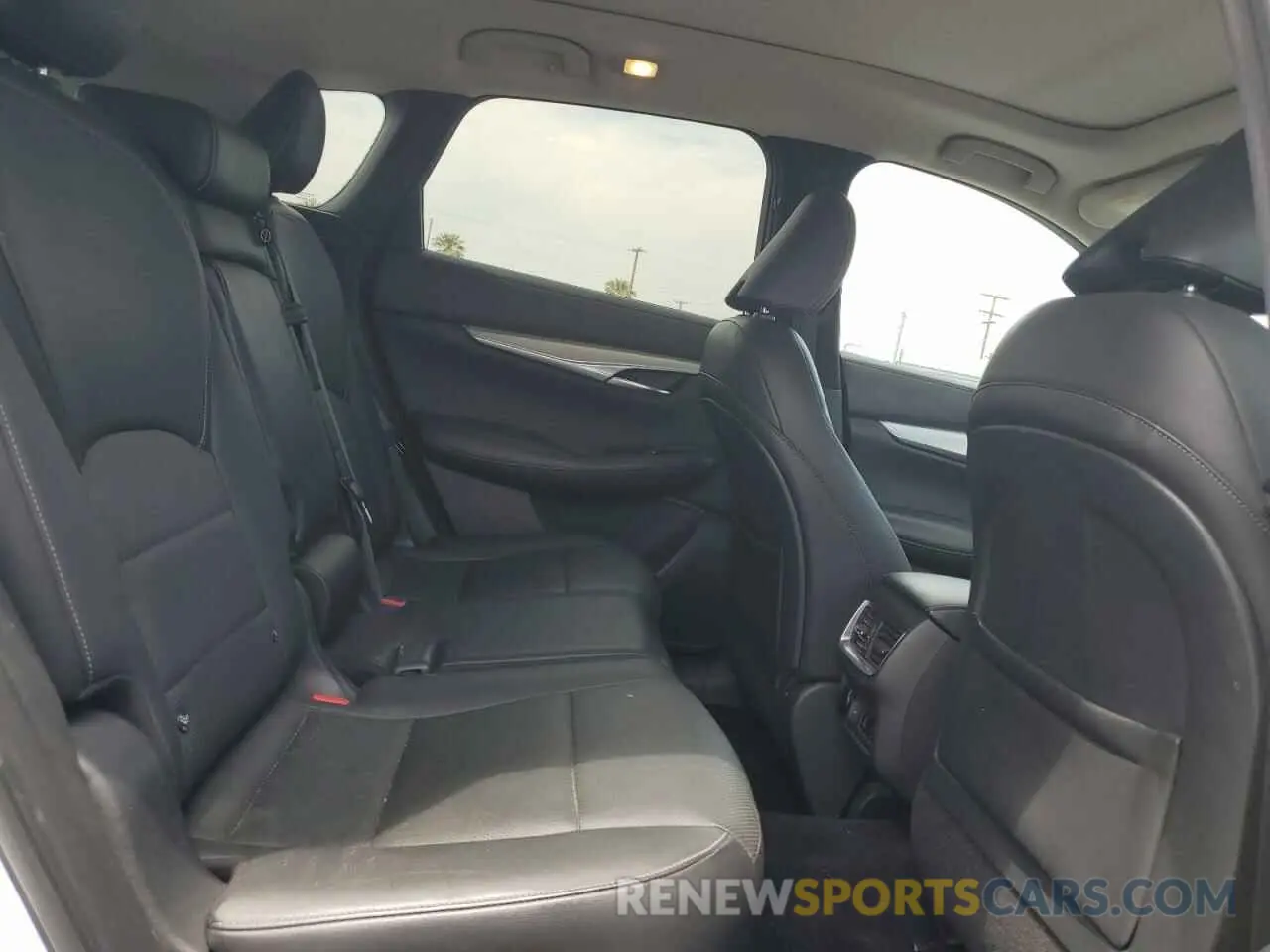 11 Photograph of a damaged car 3PCAJ5M12KF119254 INFINITI QX50 2019