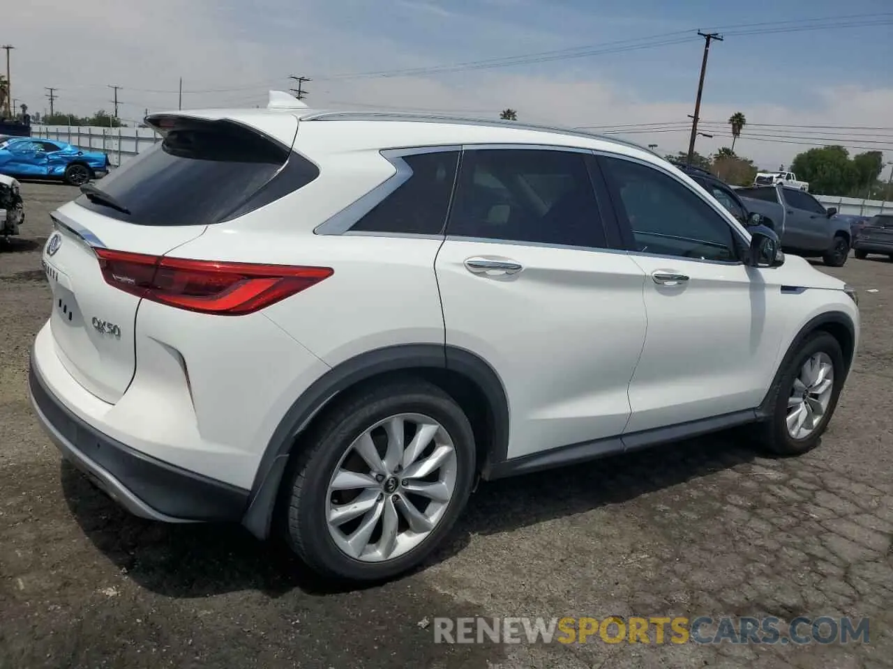 3 Photograph of a damaged car 3PCAJ5M12KF119254 INFINITI QX50 2019