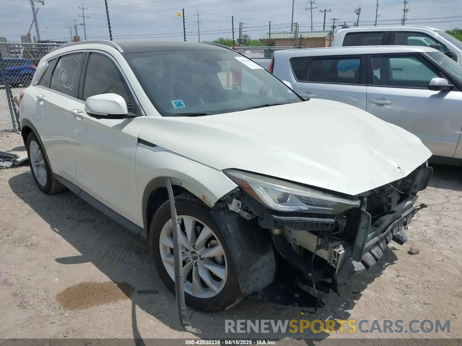 1 Фотография поврежденного автомобиля 3PCAJ5M13KF111468 INFINITI QX50 2019