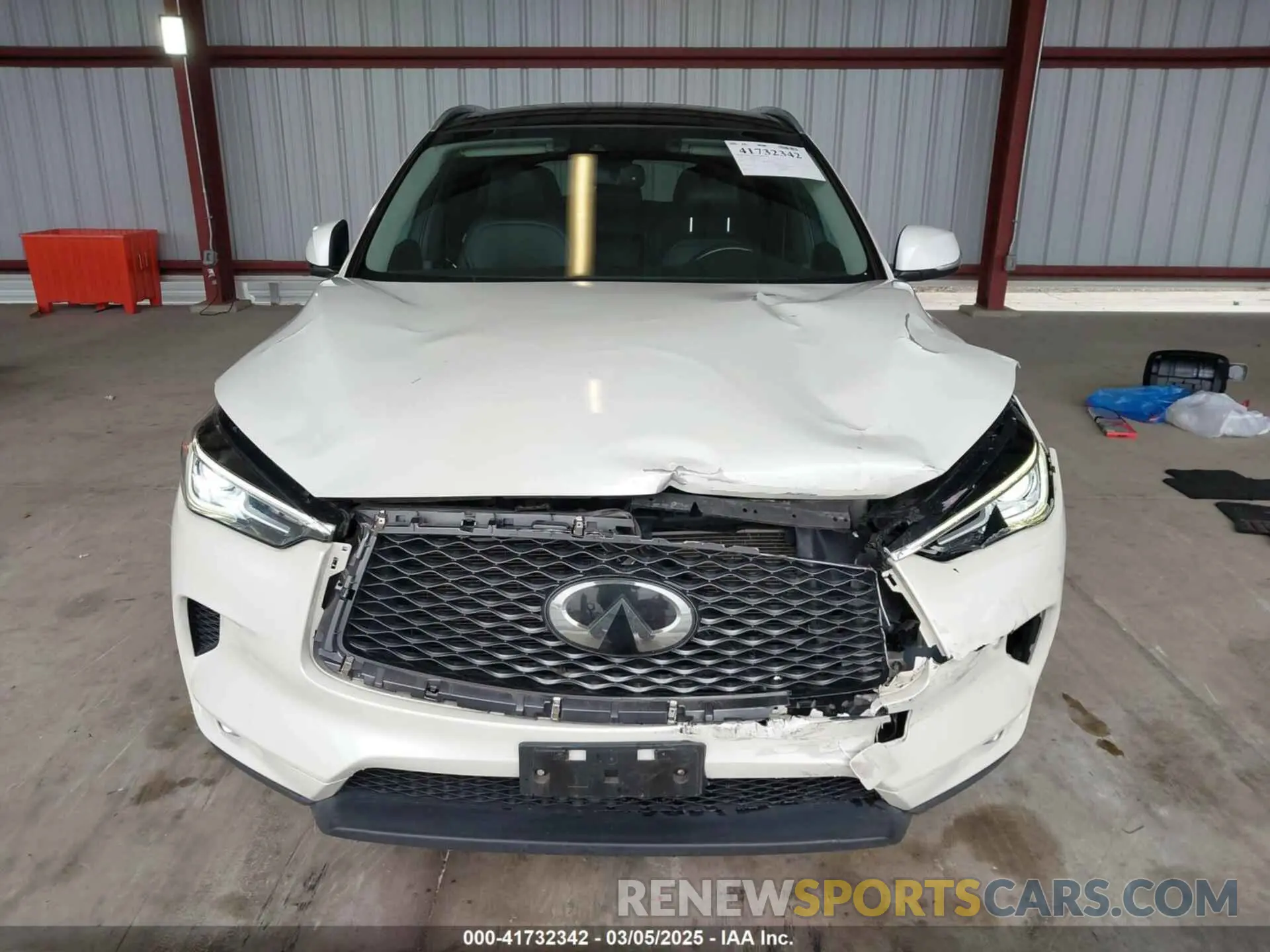 12 Photograph of a damaged car 3PCAJ5M13KF139383 INFINITI QX50 2019