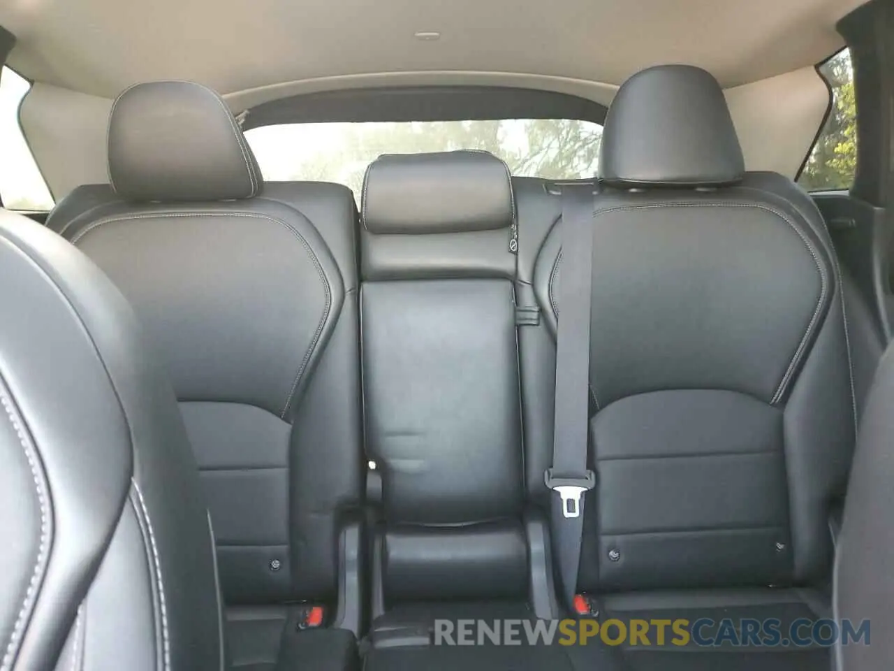 10 Photograph of a damaged car 3PCAJ5M13KF140582 INFINITI QX50 2019