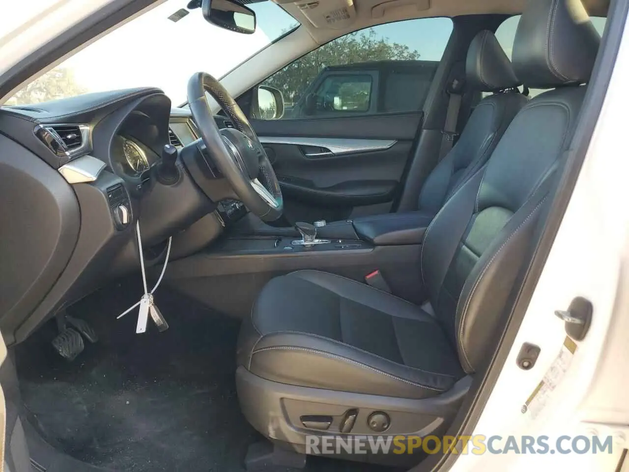 7 Photograph of a damaged car 3PCAJ5M13KF140582 INFINITI QX50 2019