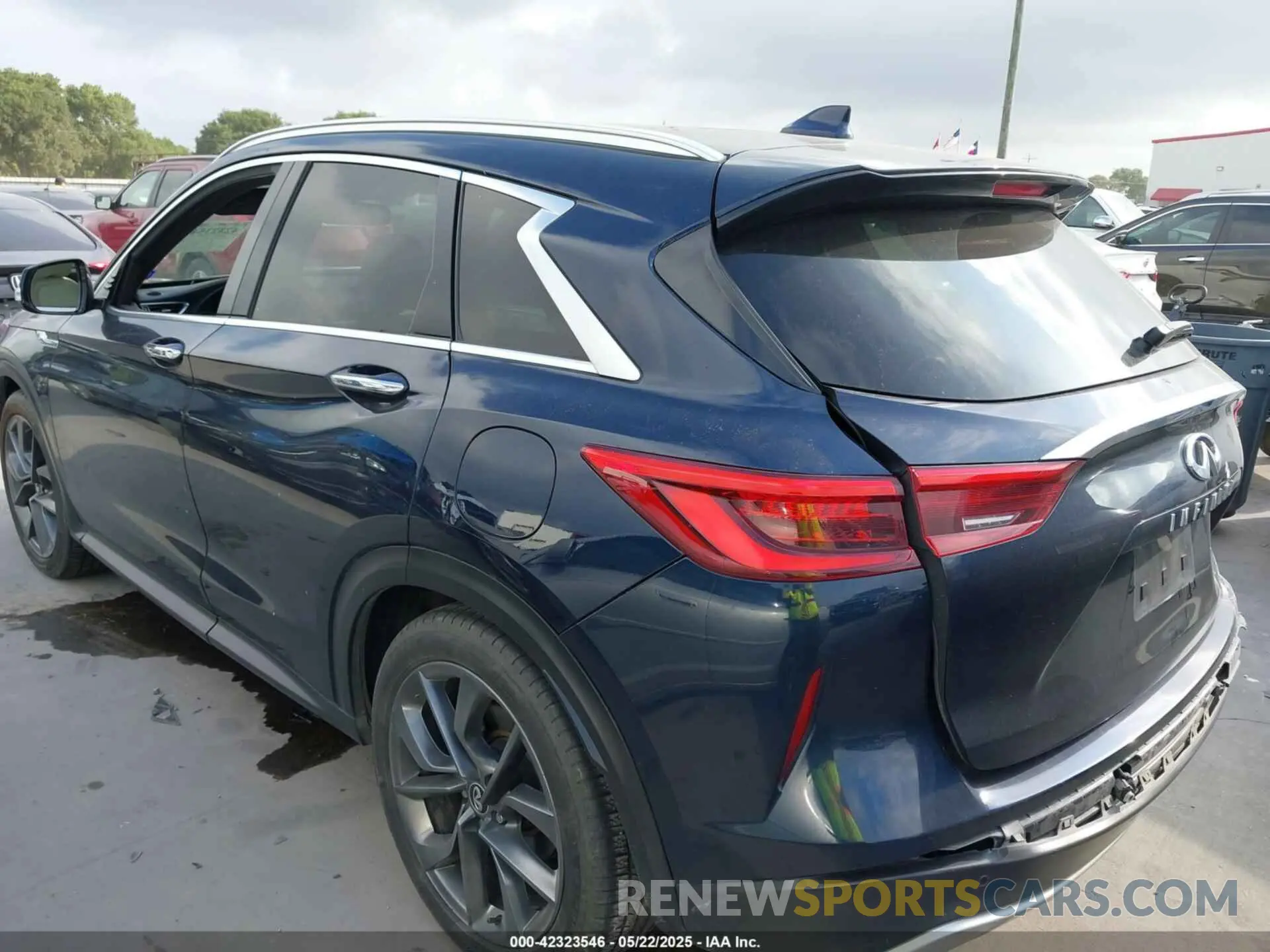 3 Photograph of a damaged car 3PCAJ5M14KF110183 INFINITI QX50 2019