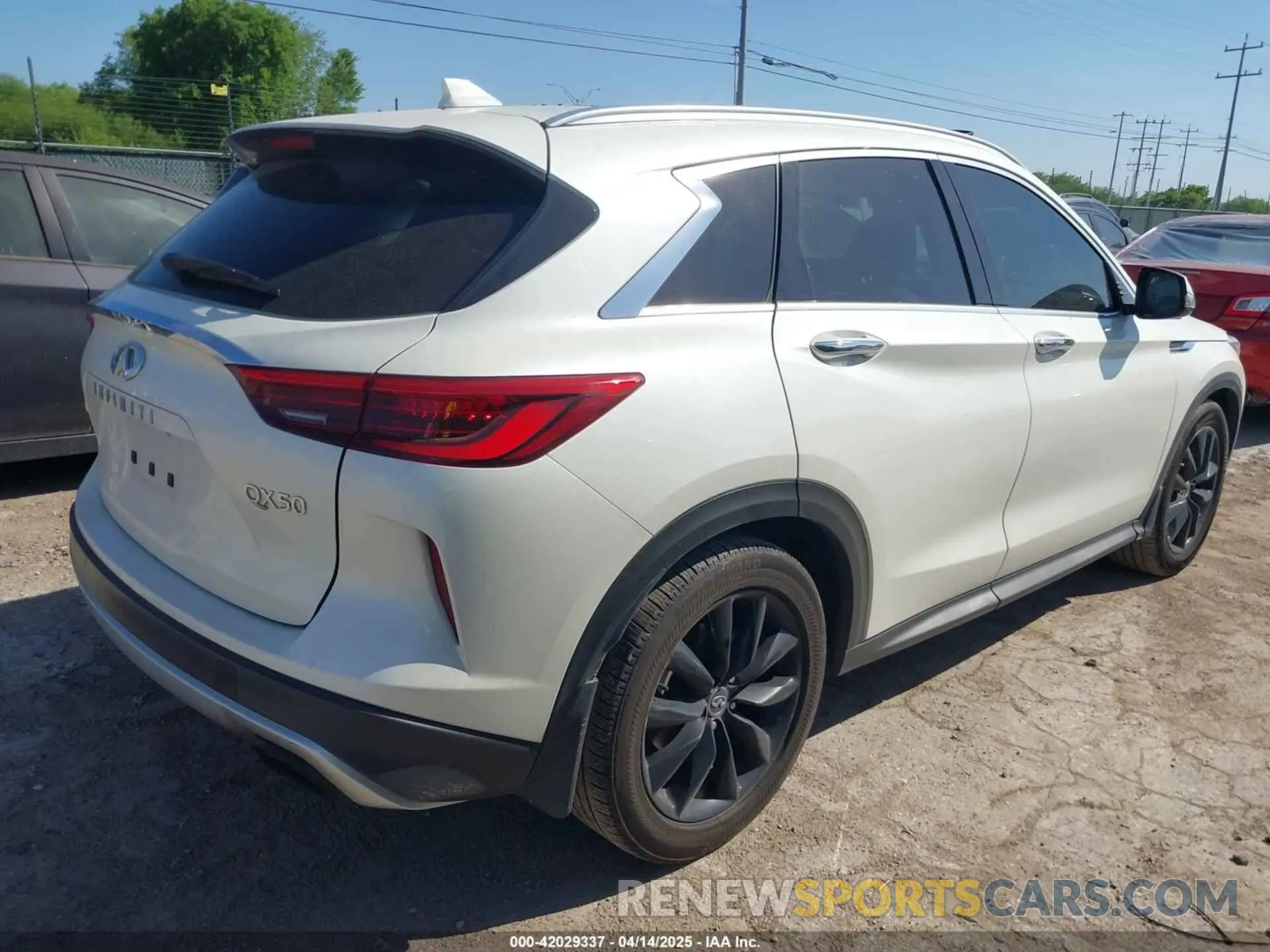 4 Фотография поврежденного автомобиля 3PCAJ5M14KF119529 INFINITI QX50 2019