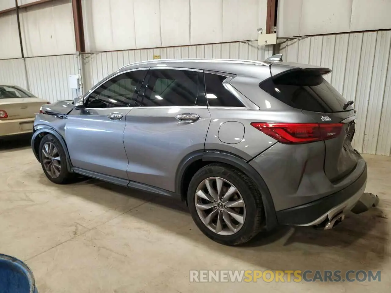 2 Фотография поврежденного автомобиля 3PCAJ5M14KF137318 INFINITI QX50 2019