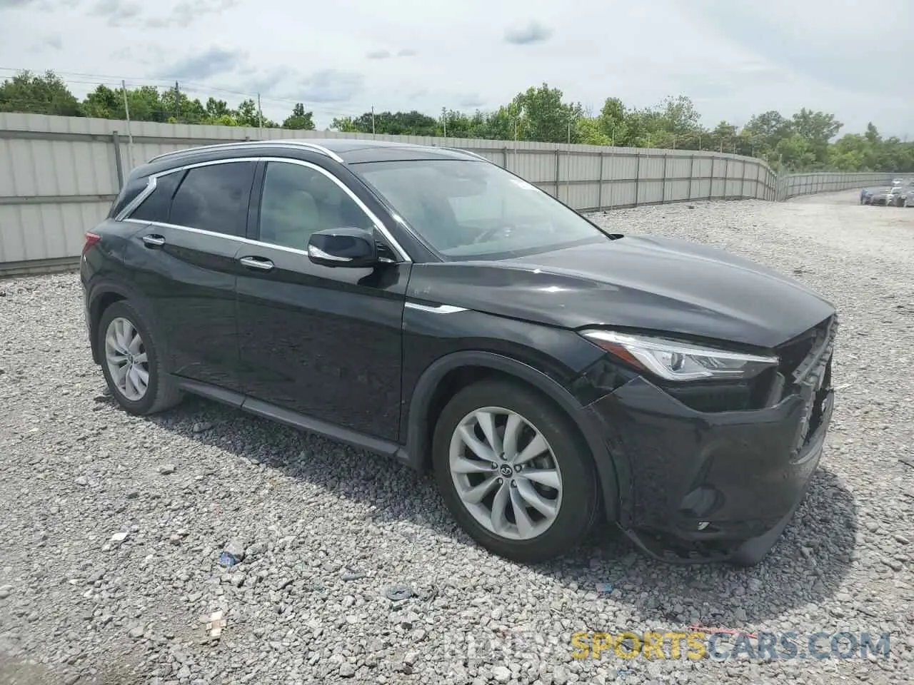 4 Photograph of a damaged car 3PCAJ5M15KF122326 INFINITI QX50 2019