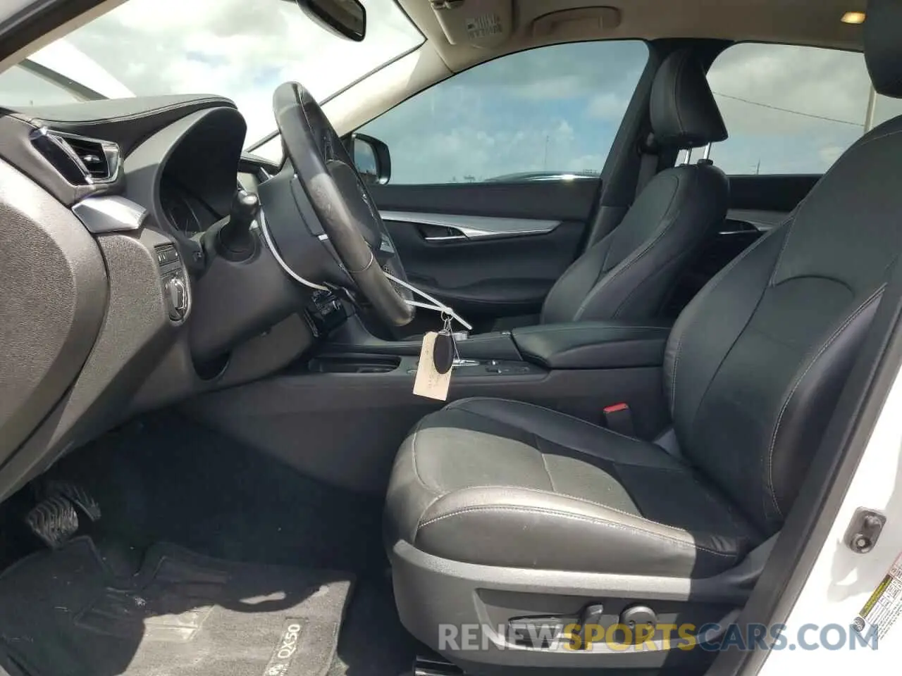 7 Фотография поврежденного автомобиля 3PCAJ5M15KF133245 INFINITI QX50 2019