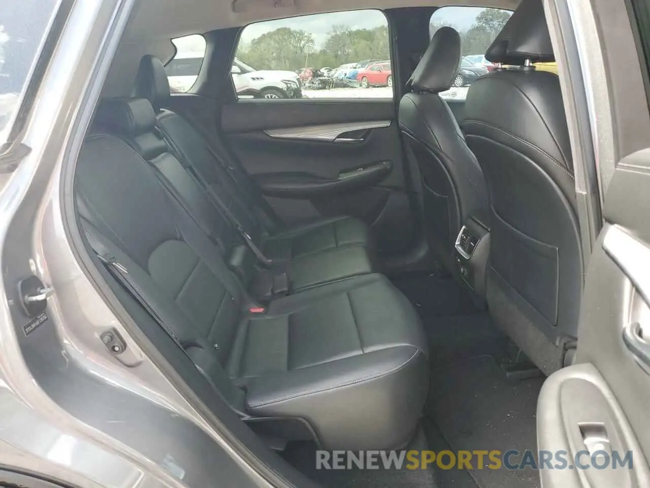 11 Photograph of a damaged car 3PCAJ5M16KF135750 INFINITI QX50 2019