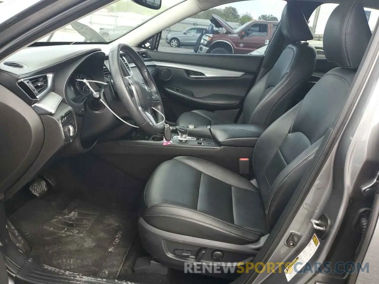 7 Photograph of a damaged car 3PCAJ5M16KF135750 INFINITI QX50 2019