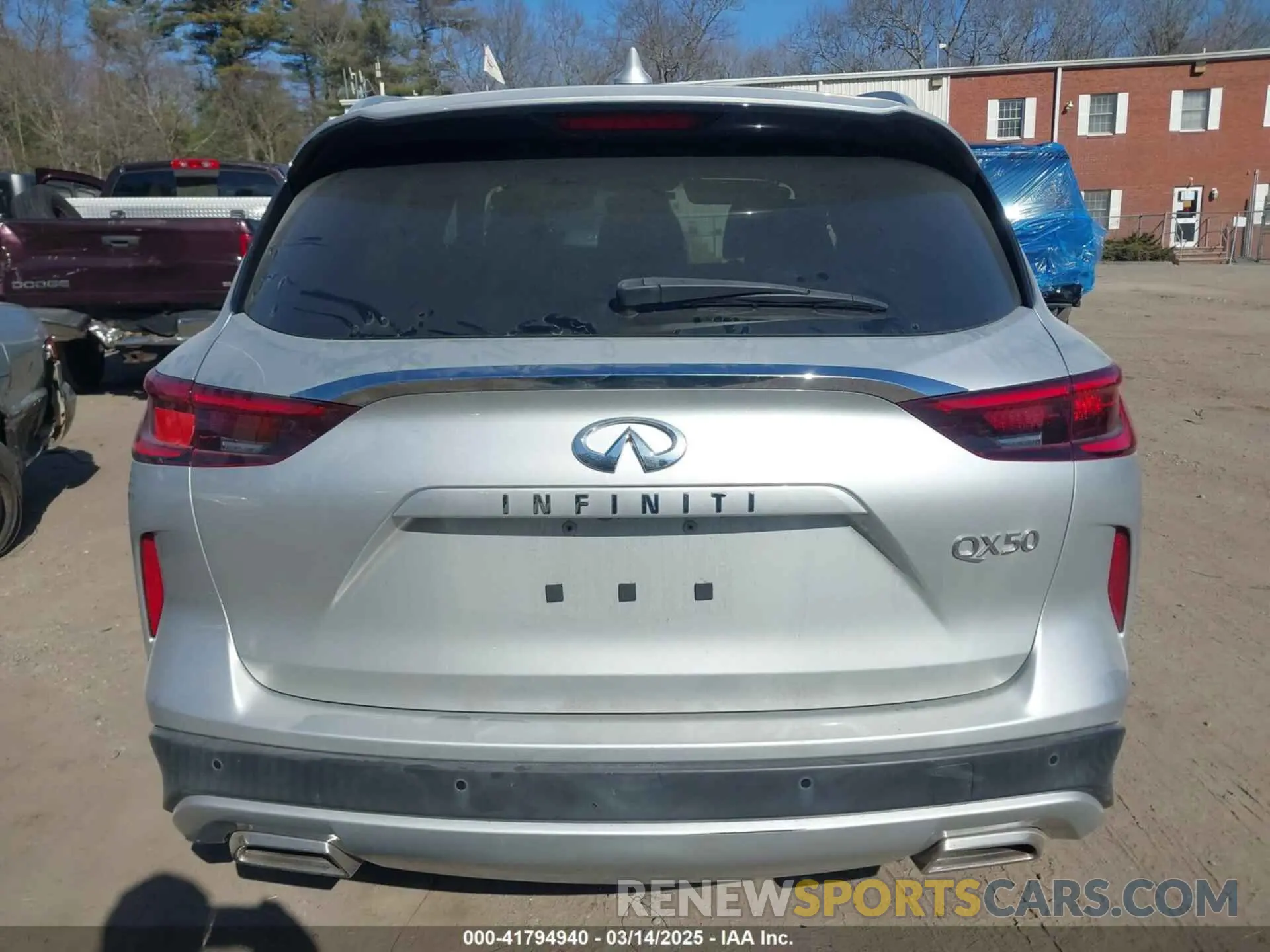 15 Фотография поврежденного автомобиля 3PCAJ5M18KF102894 INFINITI QX50 2019