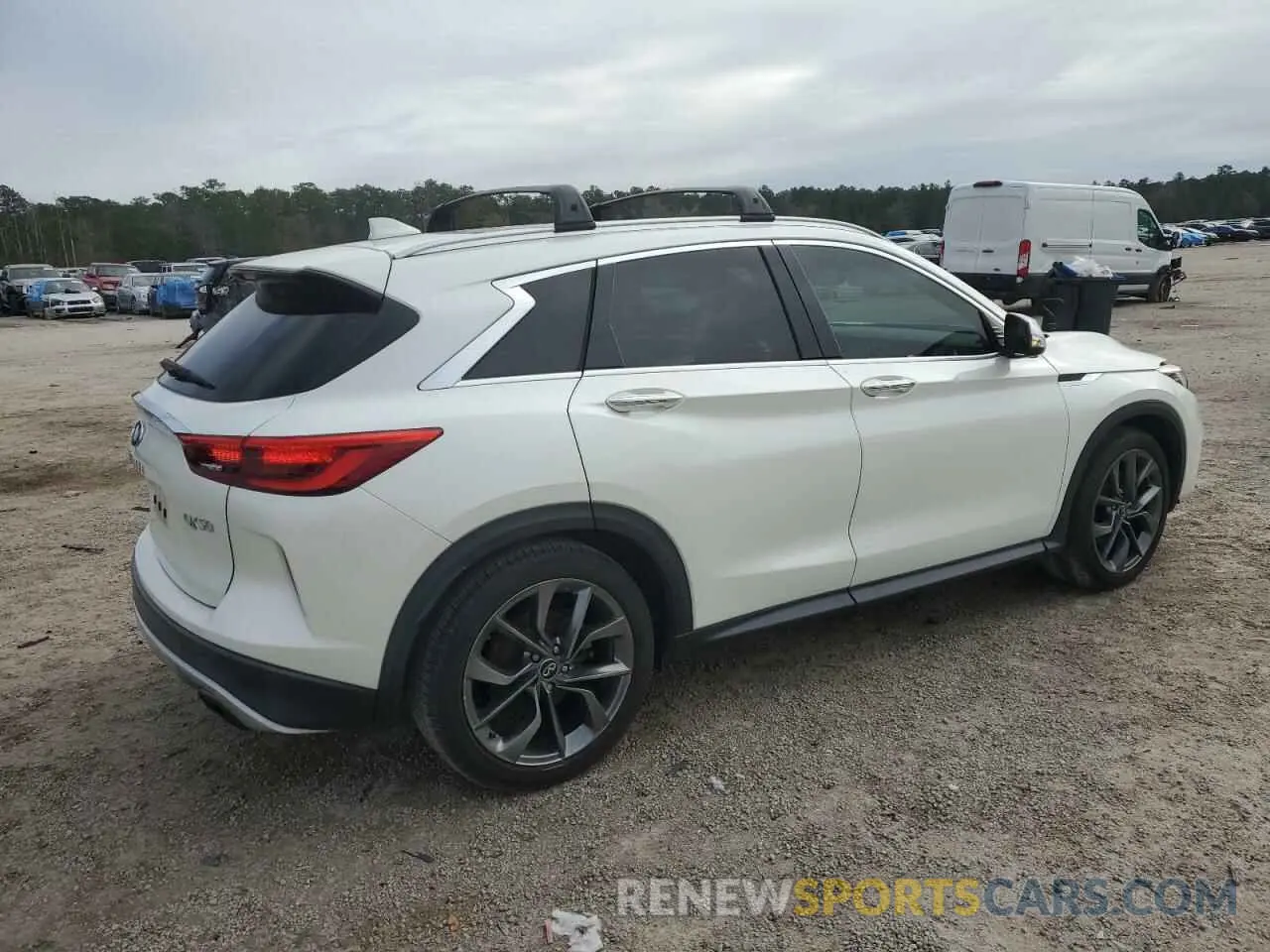 3 Фотография поврежденного автомобиля 3PCAJ5M19KF127268 INFINITI QX50 2019