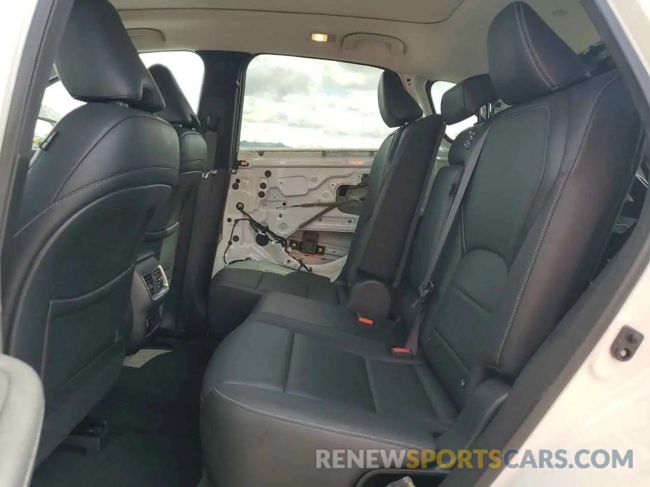 11 Фотография поврежденного автомобиля 3PCAJ5M19KF133426 INFINITI QX50 2019