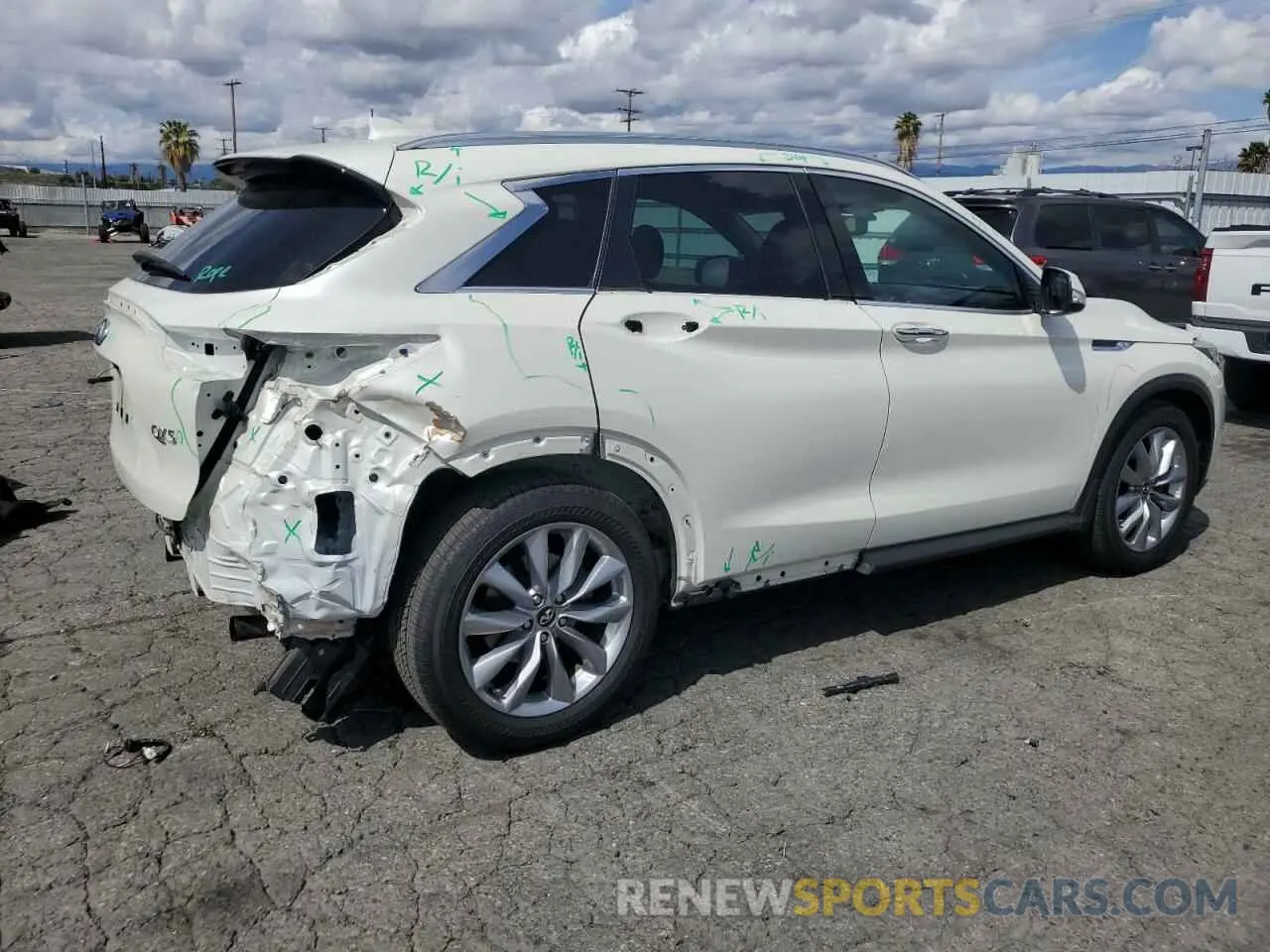3 Фотография поврежденного автомобиля 3PCAJ5M19KF133426 INFINITI QX50 2019