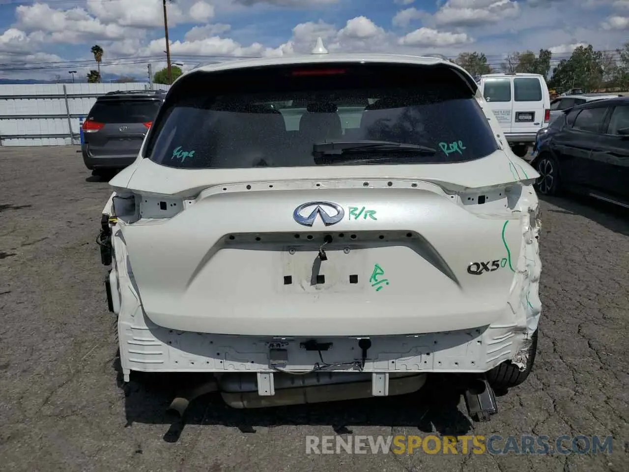 6 Фотография поврежденного автомобиля 3PCAJ5M19KF133426 INFINITI QX50 2019