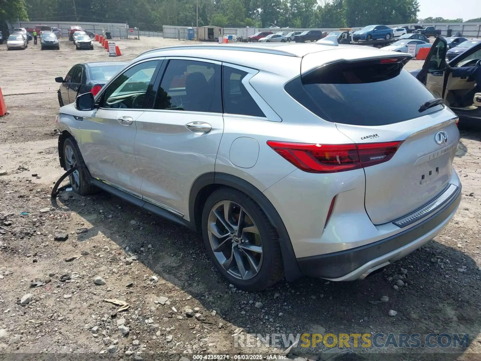3 Photograph of a damaged car 3PCAJ5M1XKF119258 INFINITI QX50 2019