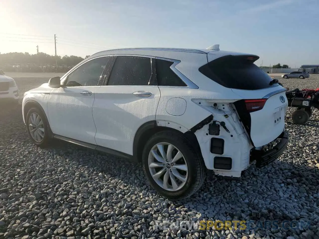 2 Photograph of a damaged car 3PCAJ5M1XKF119390 INFINITI QX50 2019