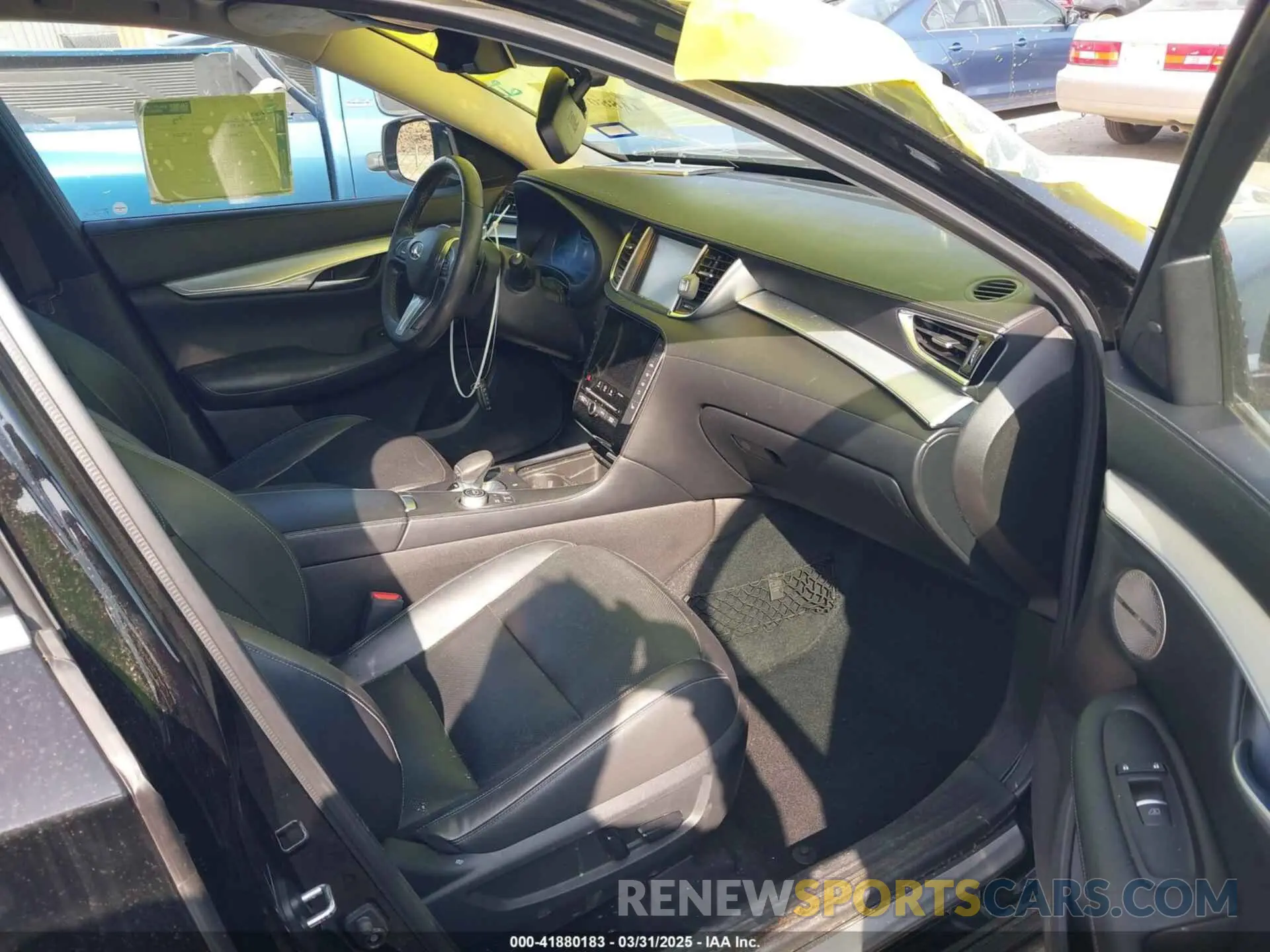 5 Фотография поврежденного автомобиля 3PCAJ5M30KF106018 INFINITI QX50 2019