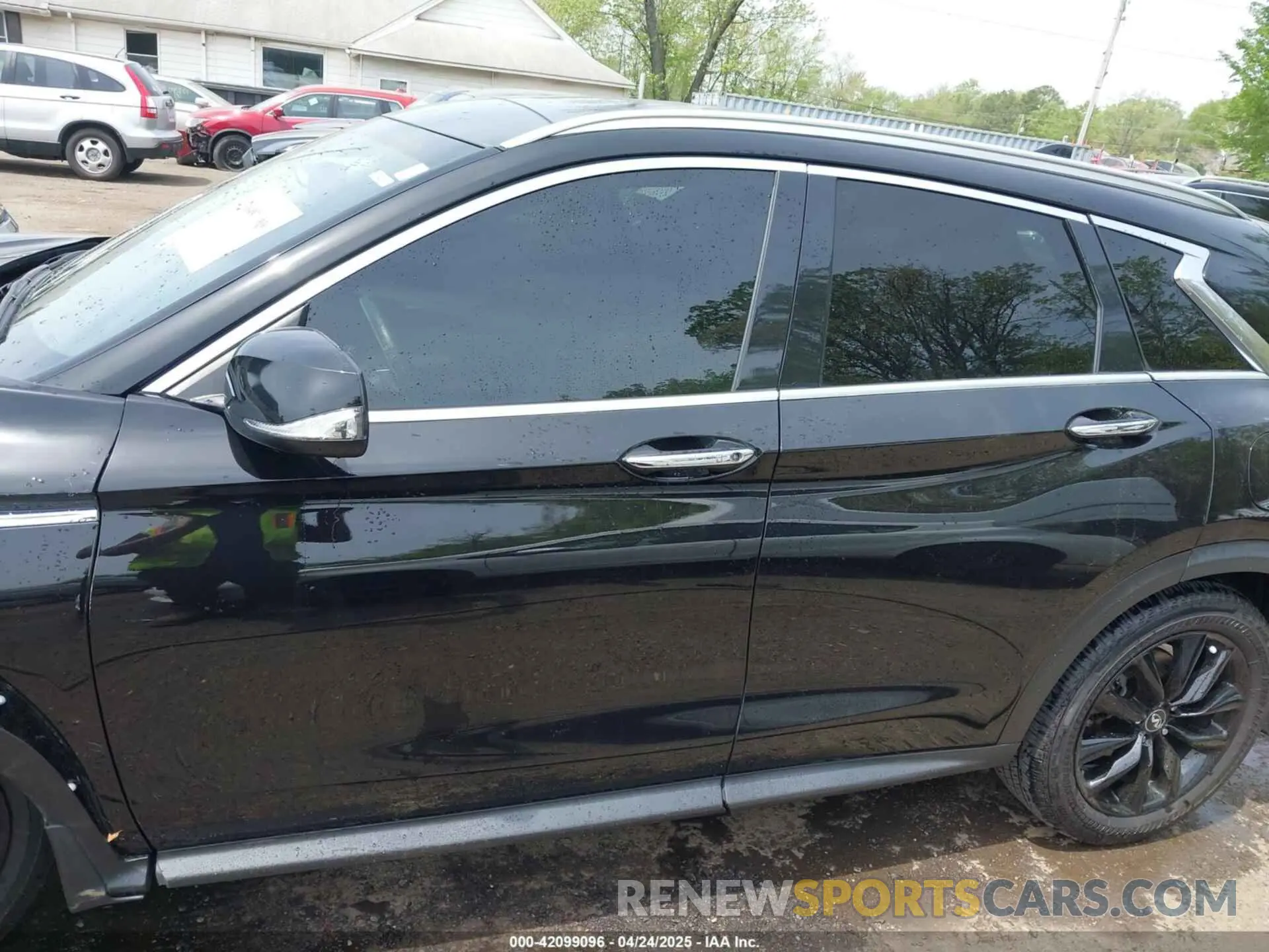 15 Photograph of a damaged car 3PCAJ5M30KF138306 INFINITI QX50 2019