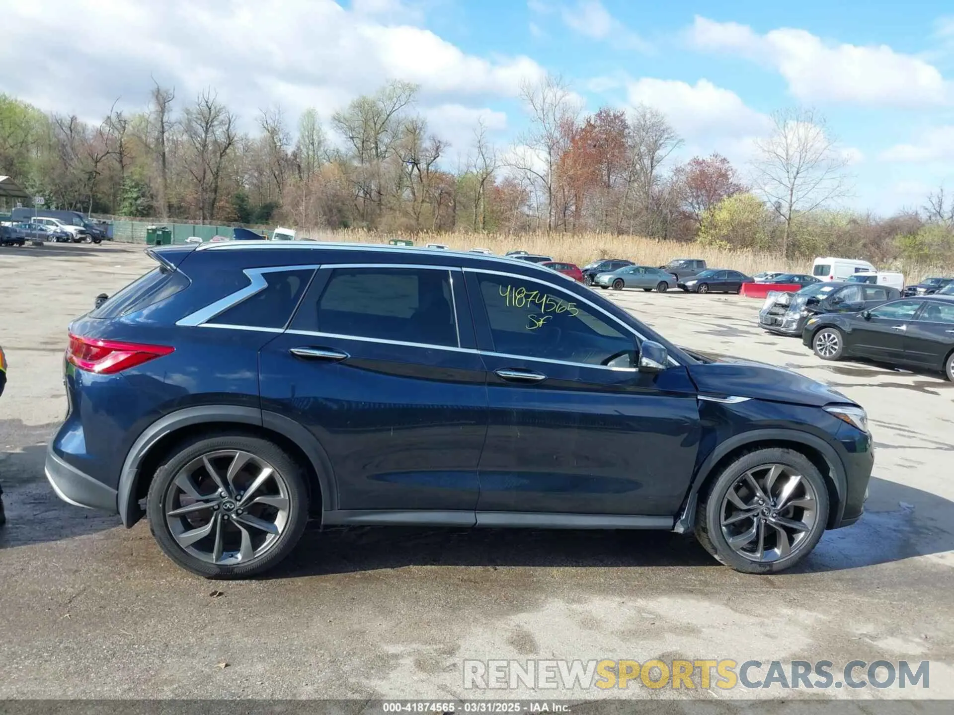 13 Photograph of a damaged car 3PCAJ5M31KF127279 INFINITI QX50 2019