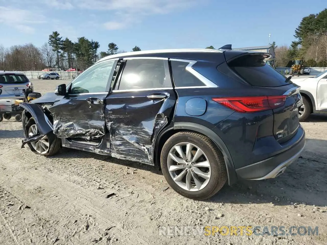 2 Фотография поврежденного автомобиля 3PCAJ5M31KF145622 INFINITI QX50 2019