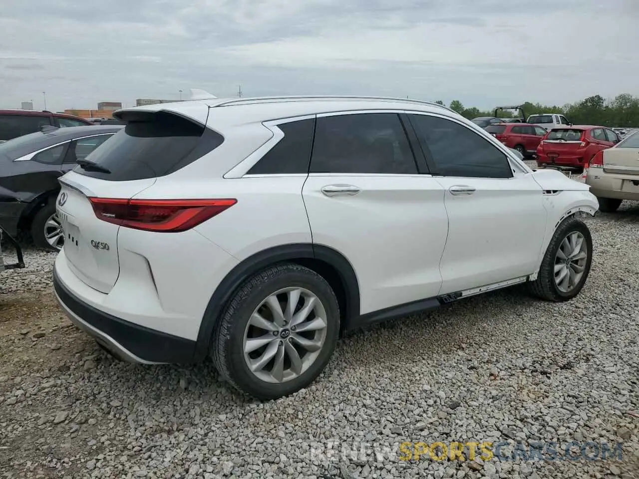 3 Фотография поврежденного автомобиля 3PCAJ5M32KF100933 INFINITI QX50 2019