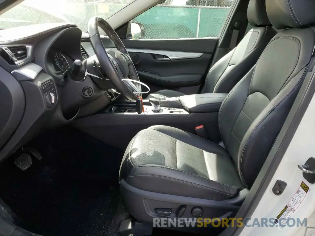 7 Фотография поврежденного автомобиля 3PCAJ5M32KF114587 INFINITI QX50 2019