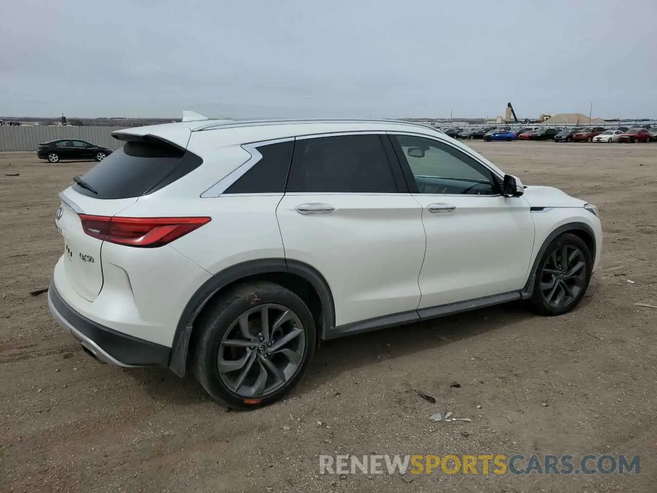 3 Photograph of a damaged car 3PCAJ5M33KF102349 INFINITI QX50 2019