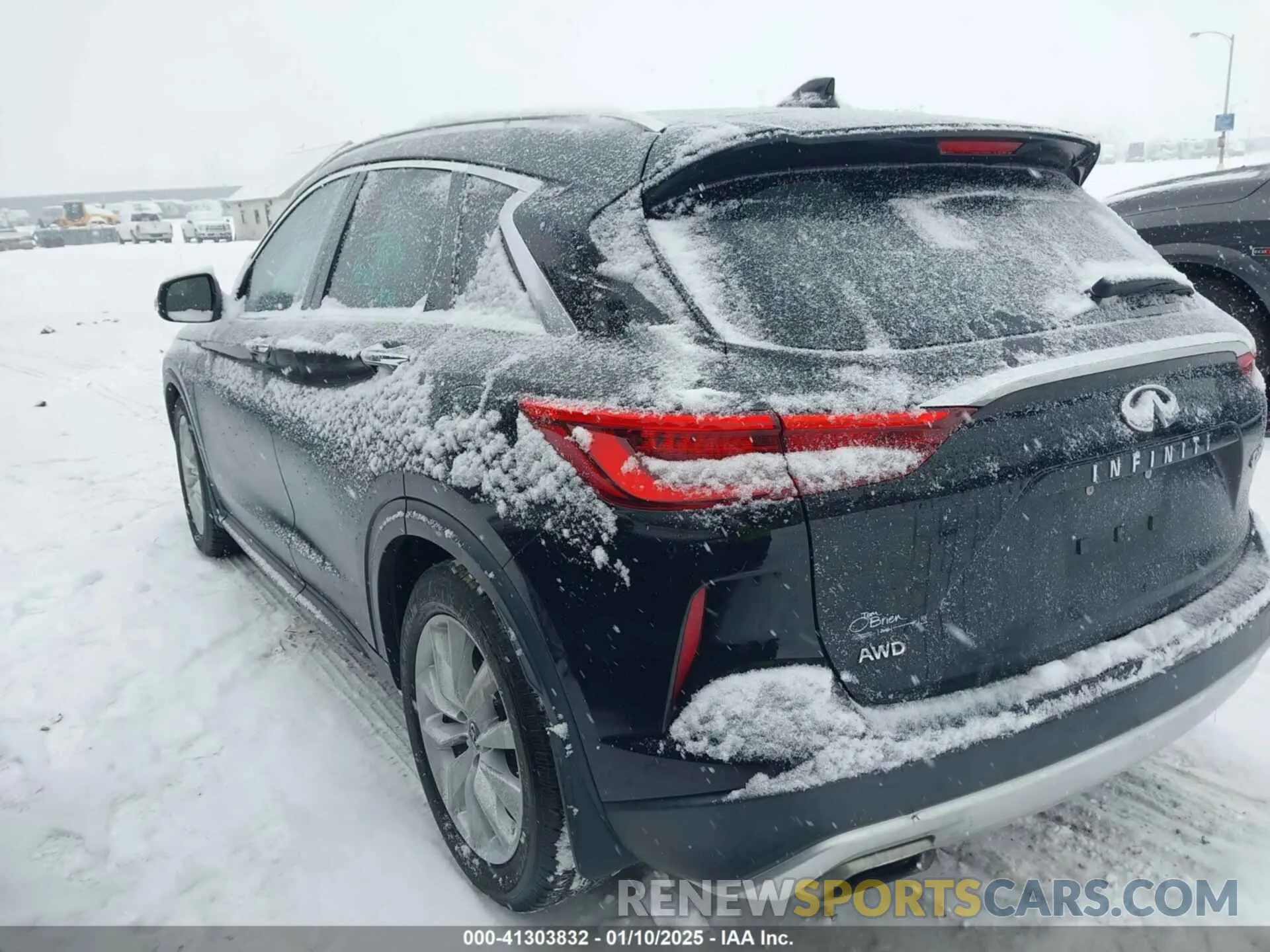 3 Photograph of a damaged car 3PCAJ5M33KF121418 INFINITI QX50 2019