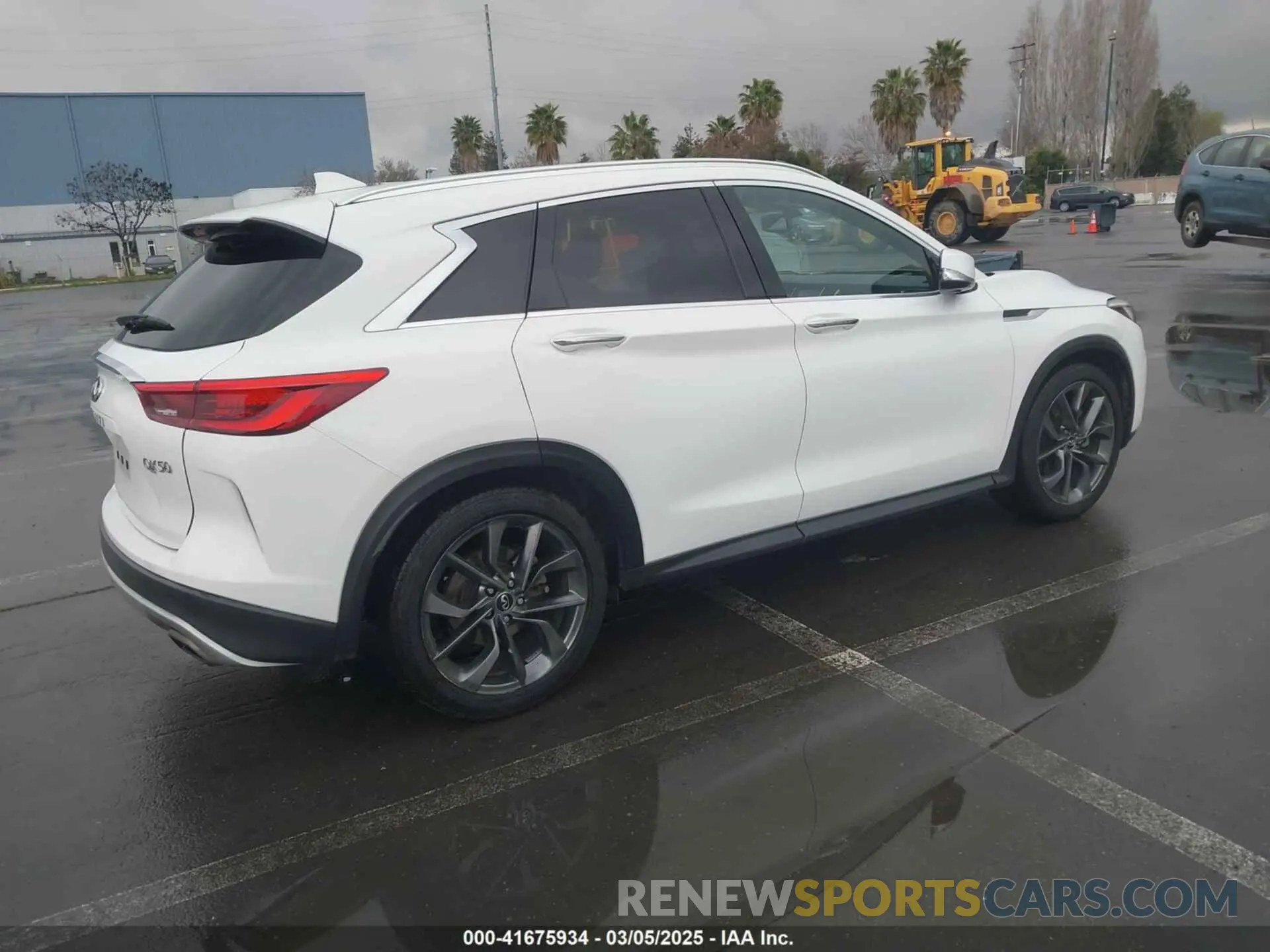 4 Фотография поврежденного автомобиля 3PCAJ5M34KF102389 INFINITI QX50 2019