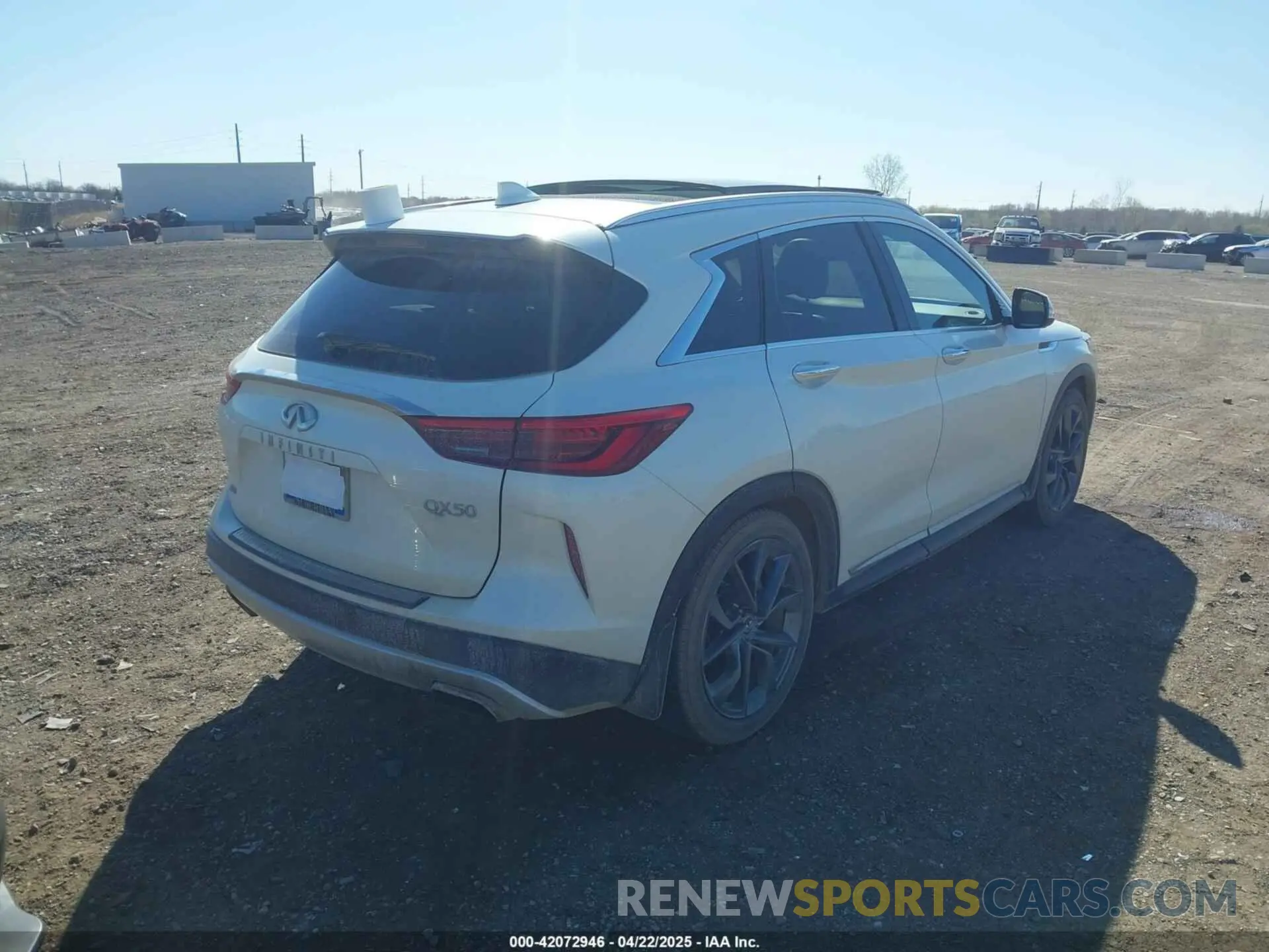 4 Photograph of a damaged car 3PCAJ5M35KF120657 INFINITI QX50 2019