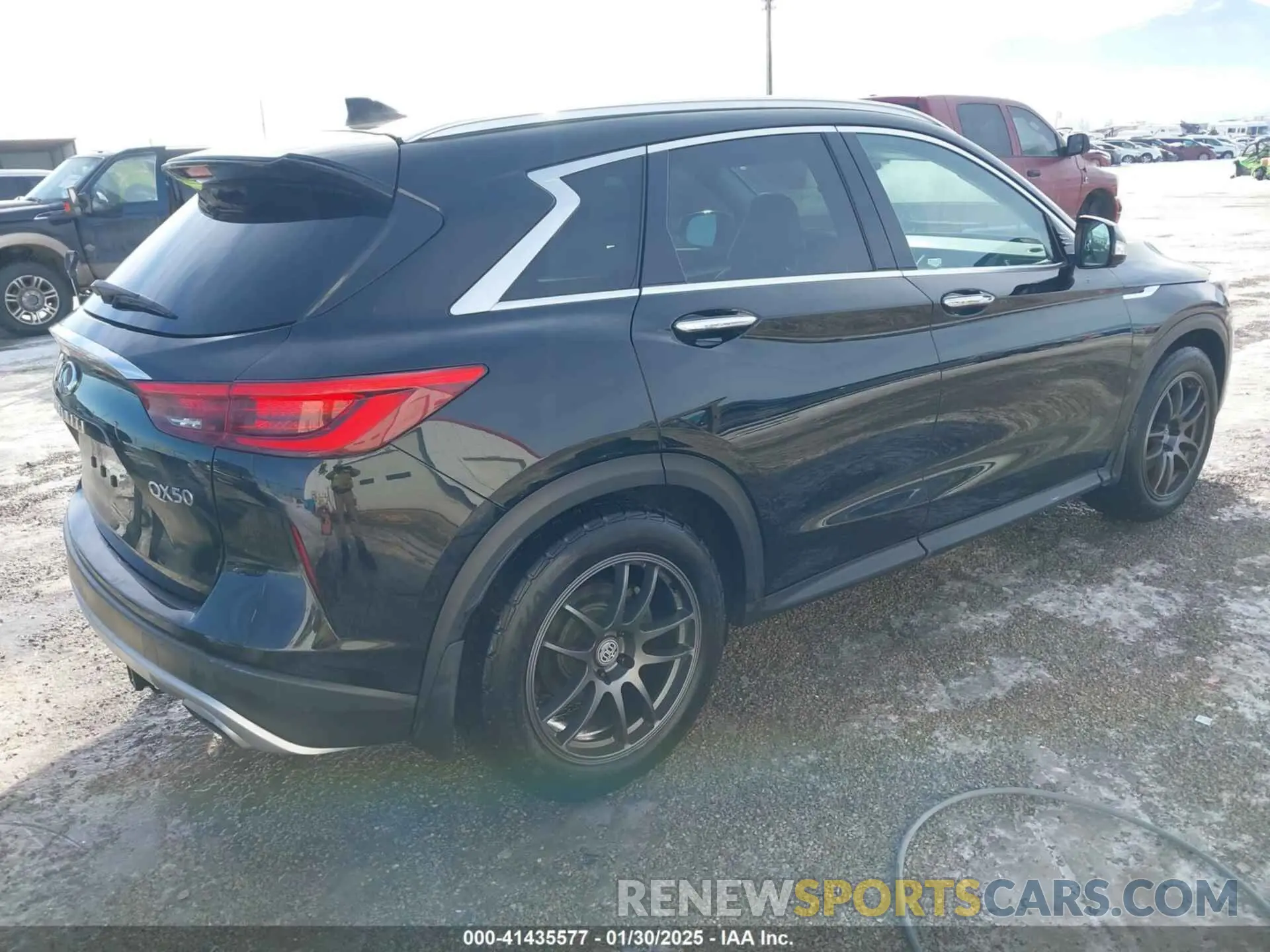 4 Фотография поврежденного автомобиля 3PCAJ5M35KF125390 INFINITI QX50 2019