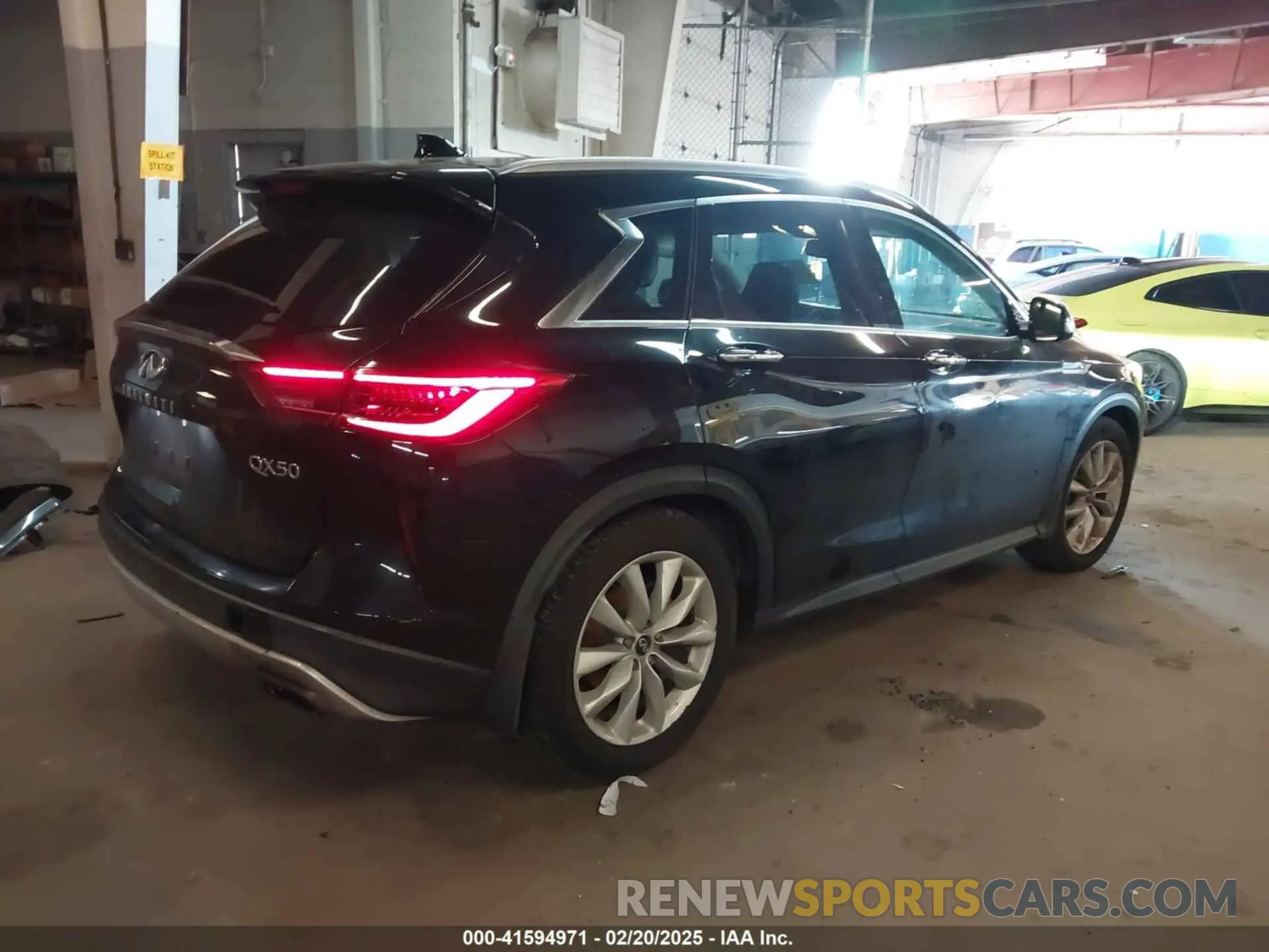 4 Photograph of a damaged car 3PCAJ5M36KF106542 INFINITI QX50 2019