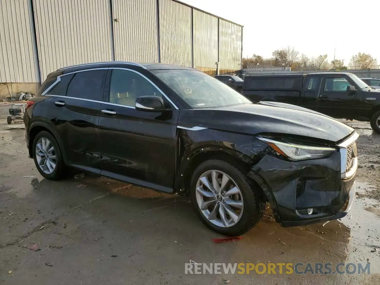 4 Photograph of a damaged car 3PCAJ5M36KF137225 INFINITI QX50 2019