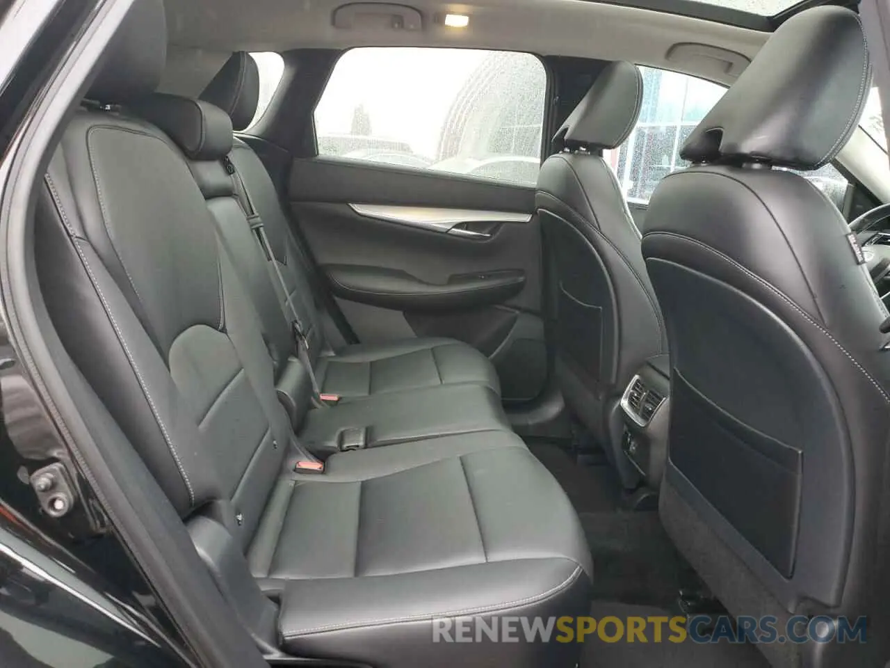 11 Photograph of a damaged car 3PCAJ5M37KF118487 INFINITI QX50 2019