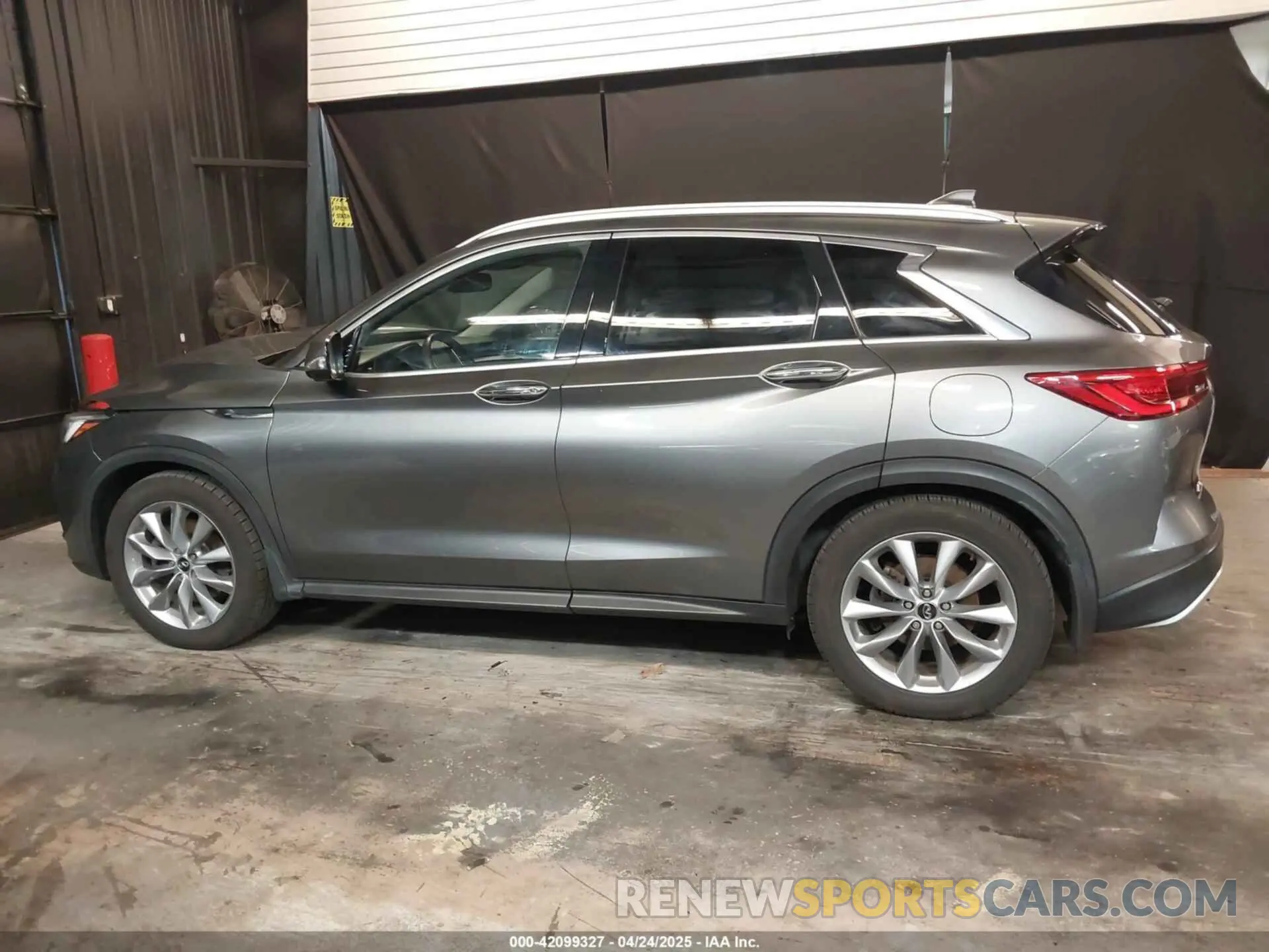15 Фотография поврежденного автомобиля 3PCAJ5M37KF141381 INFINITI QX50 2019