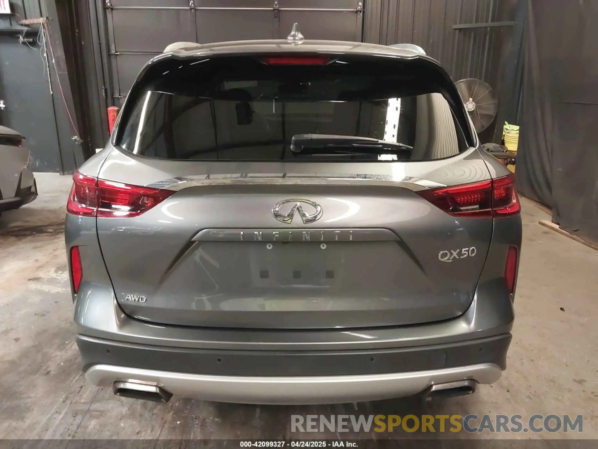 17 Фотография поврежденного автомобиля 3PCAJ5M37KF141381 INFINITI QX50 2019