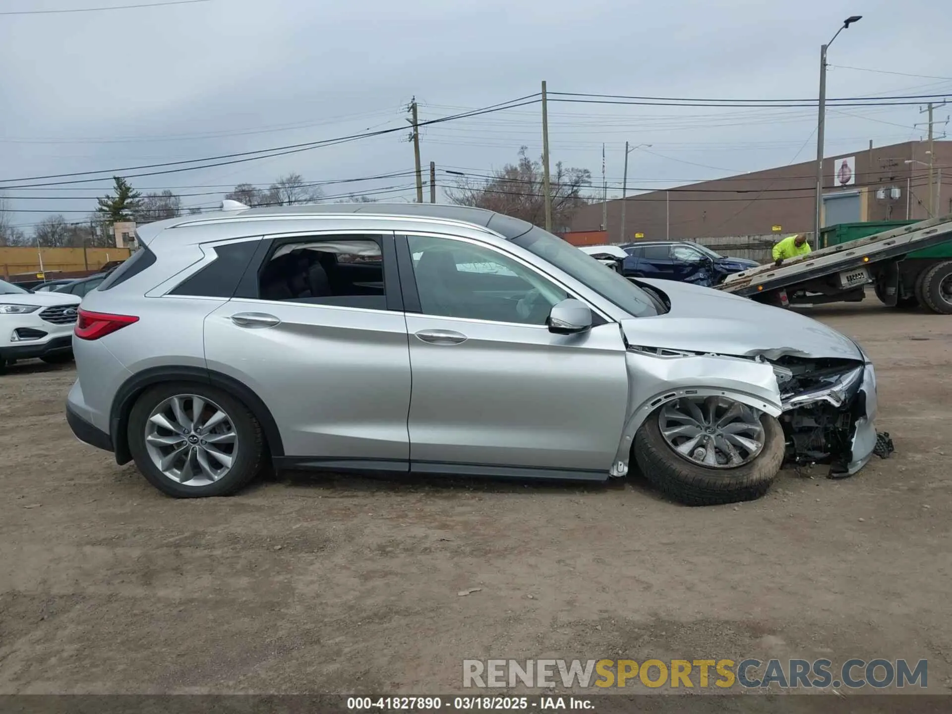 12 Фотография поврежденного автомобиля 3PCAJ5M37KF143597 INFINITI QX50 2019