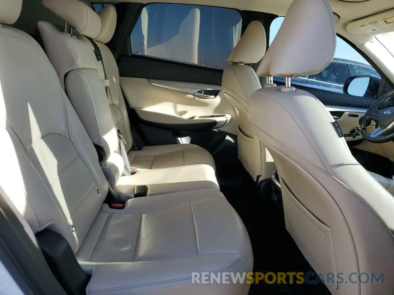 11 Фотография поврежденного автомобиля 3PCAJ5M38KF146735 INFINITI QX50 2019