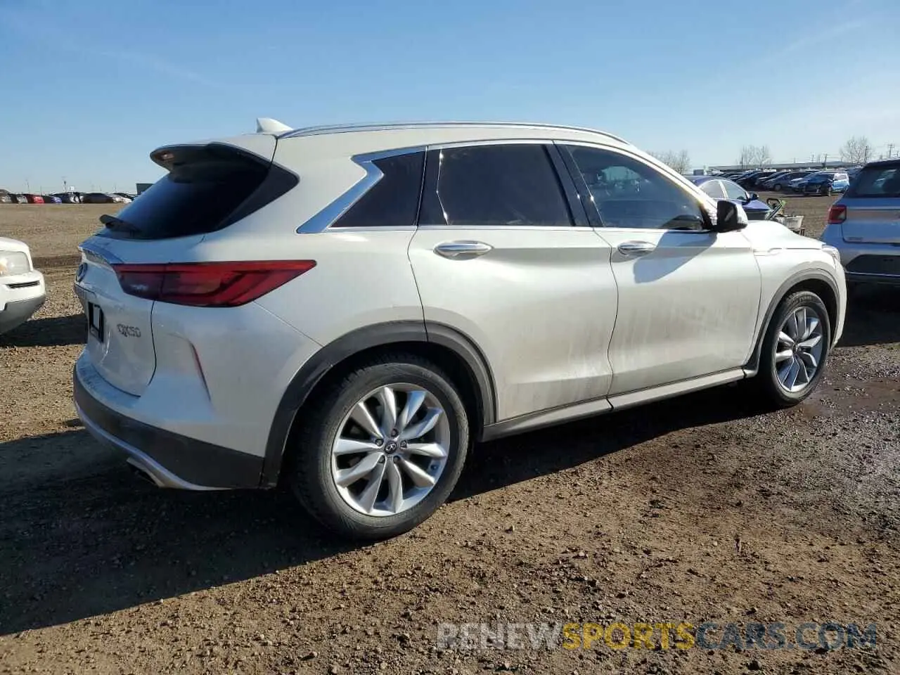 3 Фотография поврежденного автомобиля 3PCAJ5M38KF146735 INFINITI QX50 2019