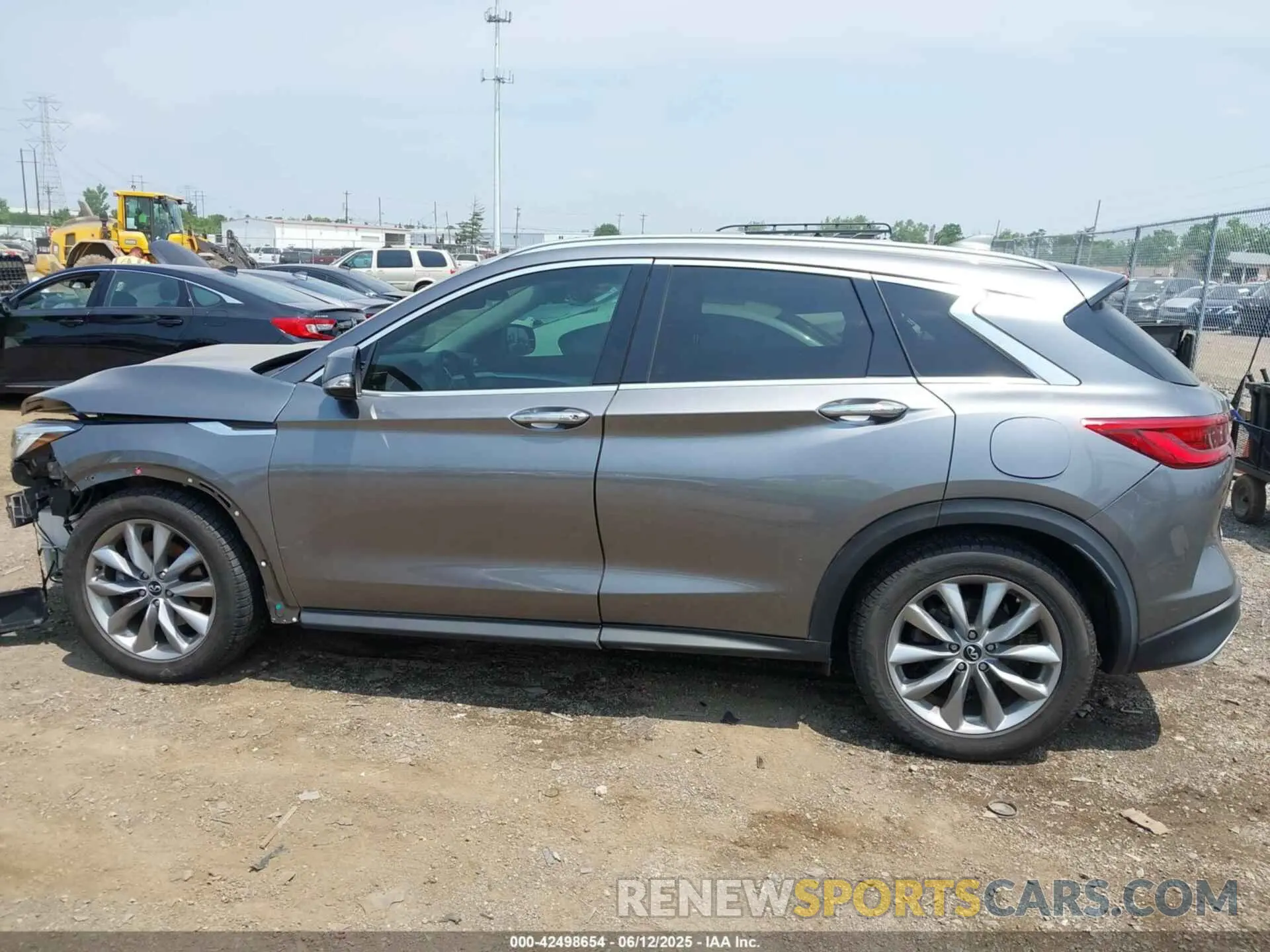 15 Фотография поврежденного автомобиля 3PCAJ5M38KF147982 INFINITI QX50 2019