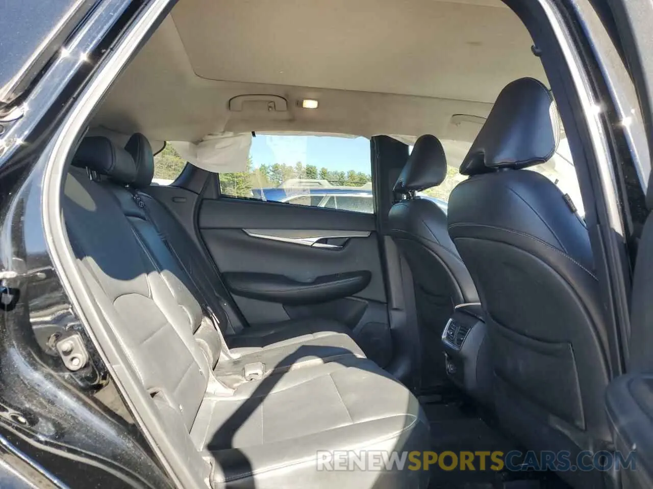 12 Photograph of a damaged car 3PCAJ5M39KF138806 INFINITI QX50 2019
