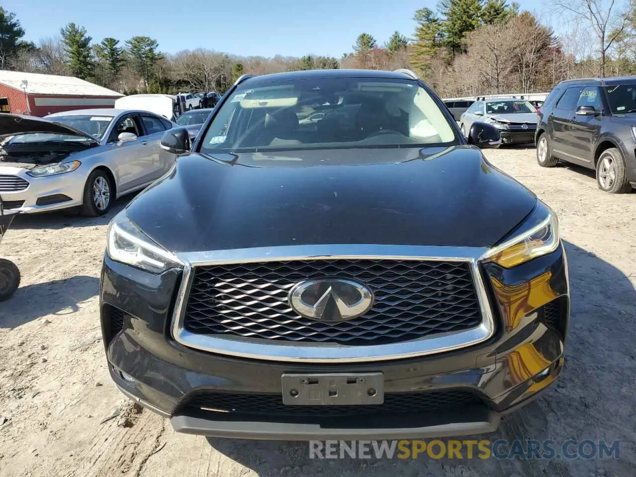 5 Photograph of a damaged car 3PCAJ5M39KF138806 INFINITI QX50 2019