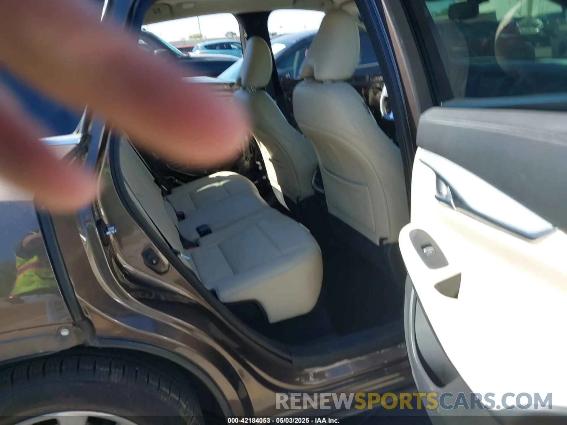 8 Photograph of a damaged car 3PCAJ5M3XKF107256 INFINITI QX50 2019